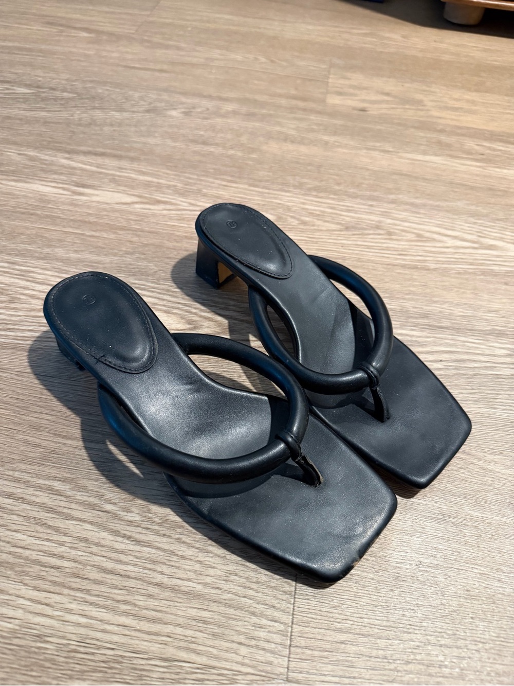 Black Square-Toe Heeled Thong Sandals